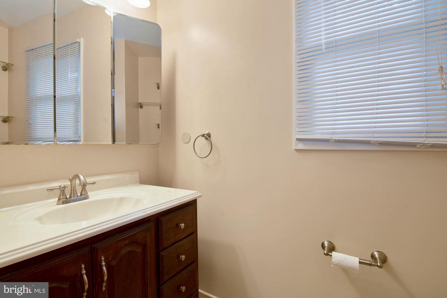6807 Dean Dr Property Photo 33