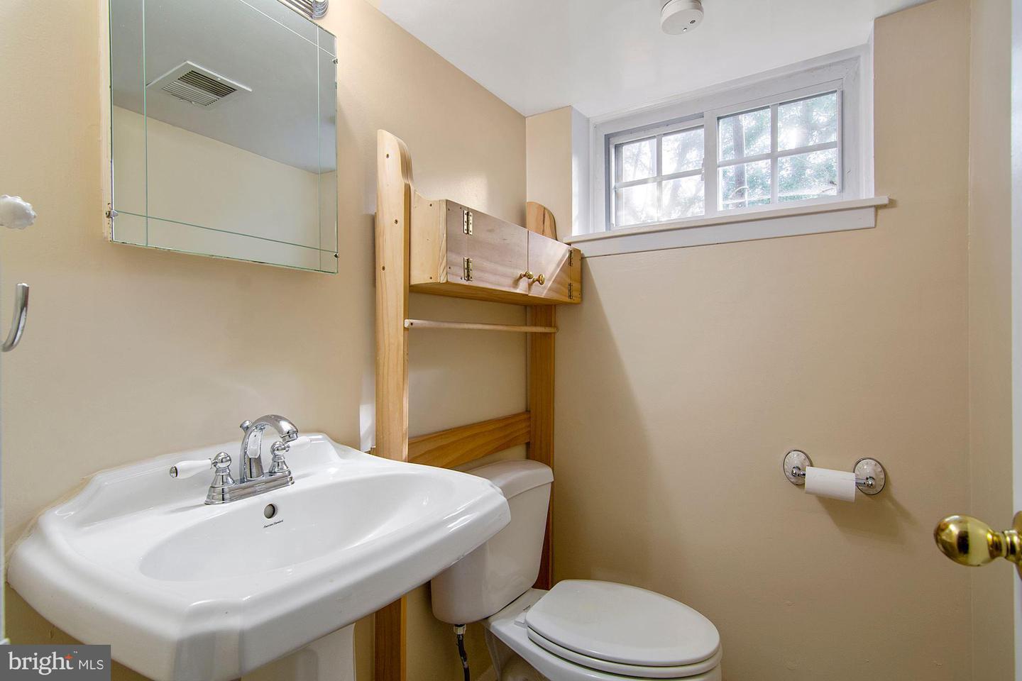 6807 Dean Dr Property Photo 34