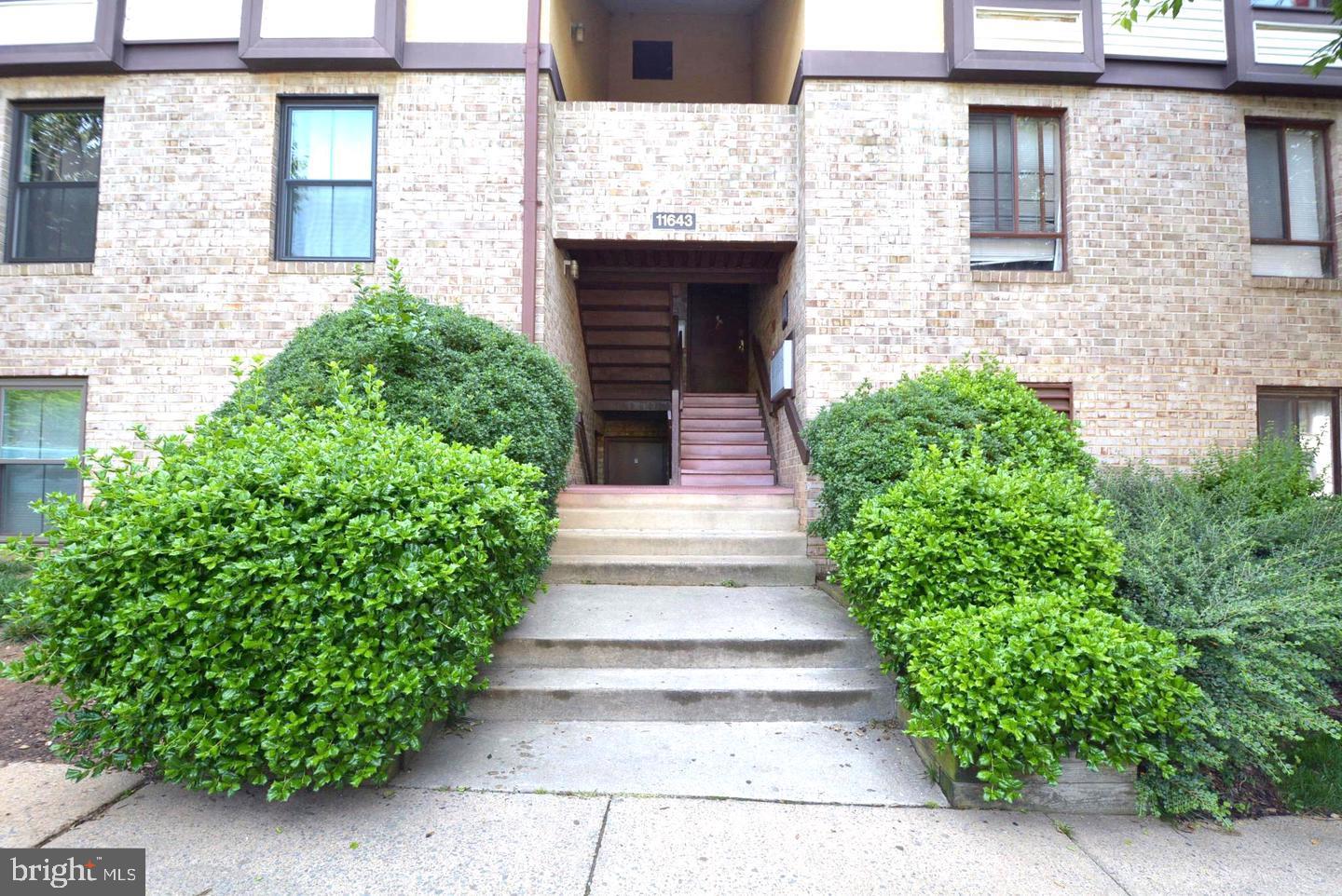 11643 Stoneview Sq #2b Property Photo 1