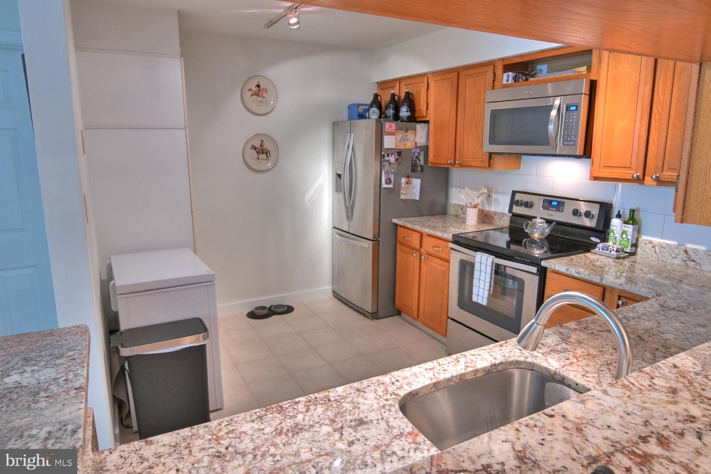 2220 Springwood Dr #unit C Property Photo 13