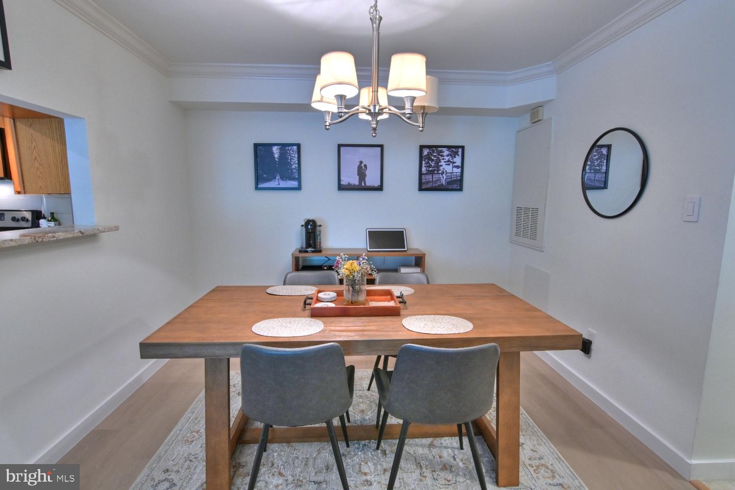 2220 Springwood Dr #unit C Property Photo 21