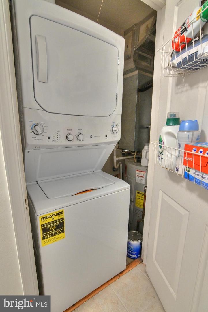 2220 Springwood Dr #unit C Property Photo 23