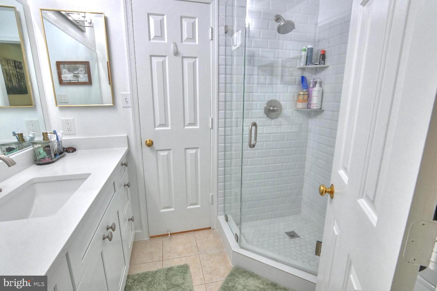 2220 Springwood Dr #unit C Property Photo 24