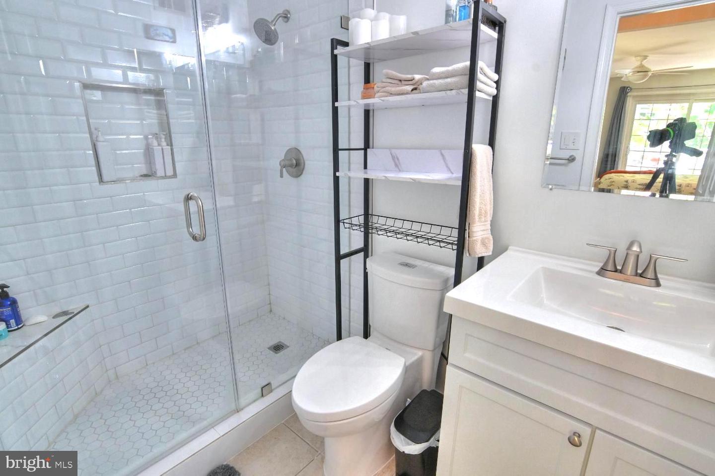 2220 Springwood Dr #unit C Property Photo 44