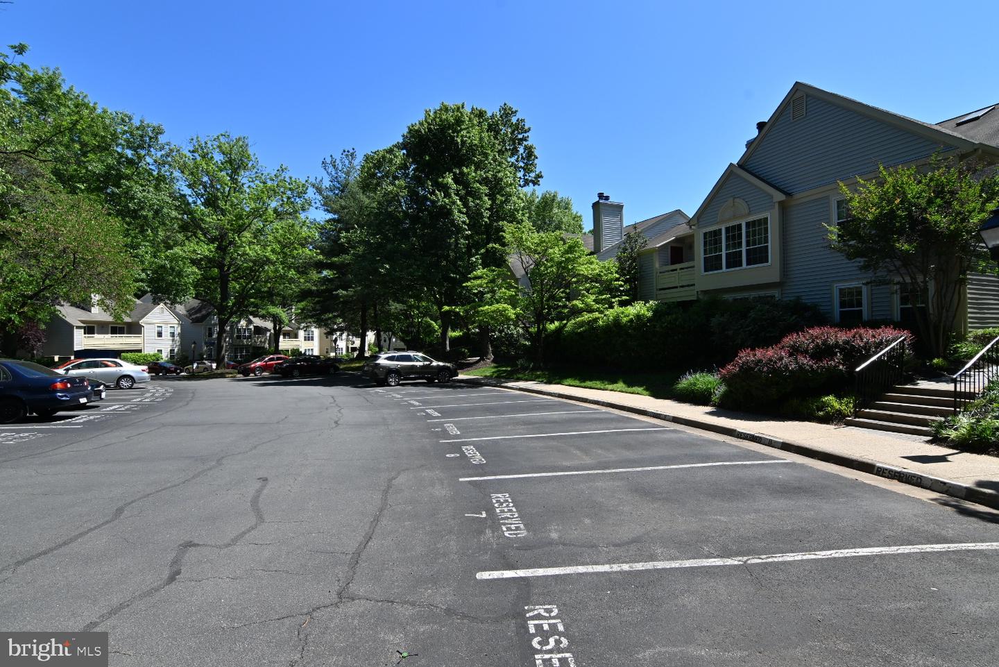 2220 Springwood Dr #unit C Property Photo 78