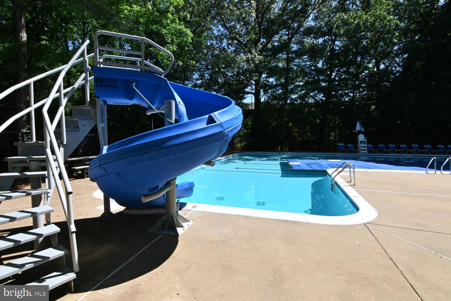 2220 Springwood Dr #unit C Property Photo 89