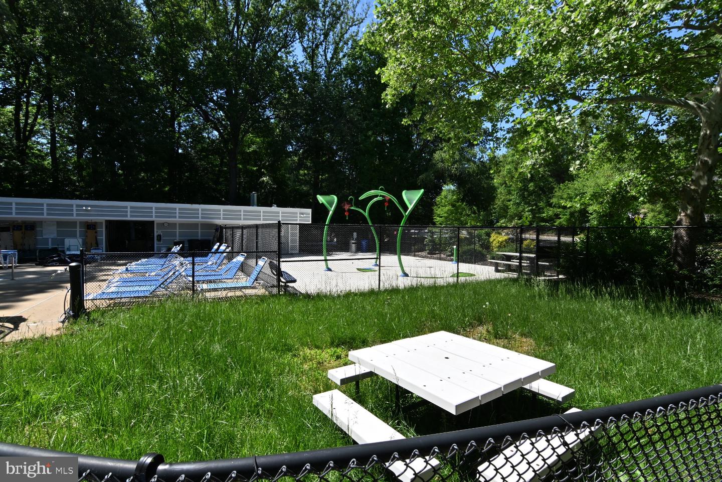 2220 Springwood Dr #unit C Property Photo 91