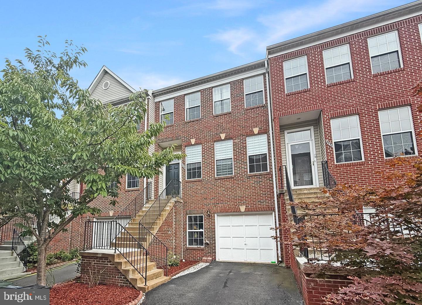 2535 JAMES MONROE CIR Property Photo 1