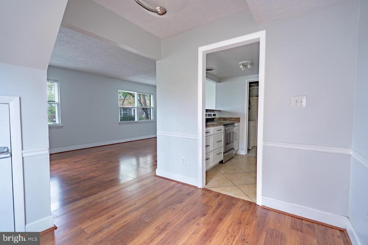 9570 Hagel Cir #d Property Photo 5