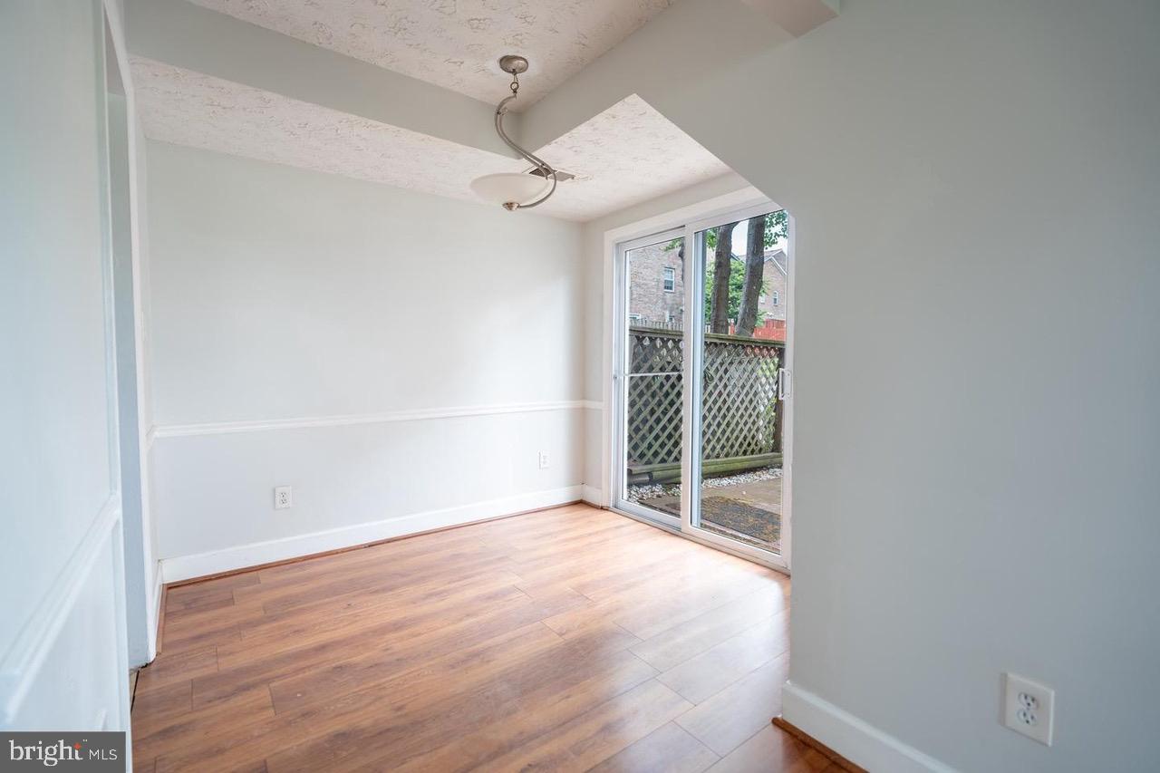 9570 Hagel Cir #d Property Photo 6