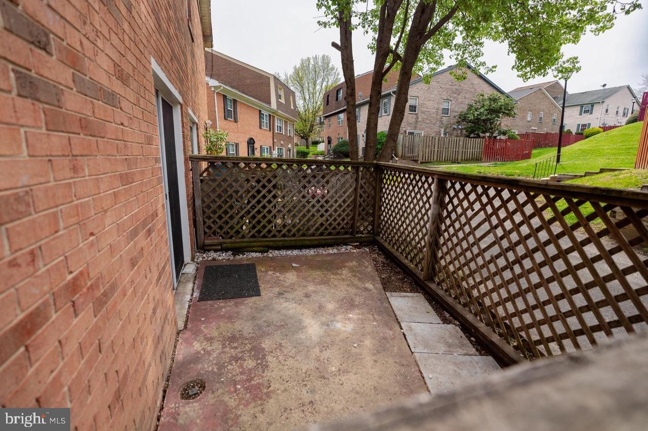 9570 Hagel Cir #d Property Photo 8