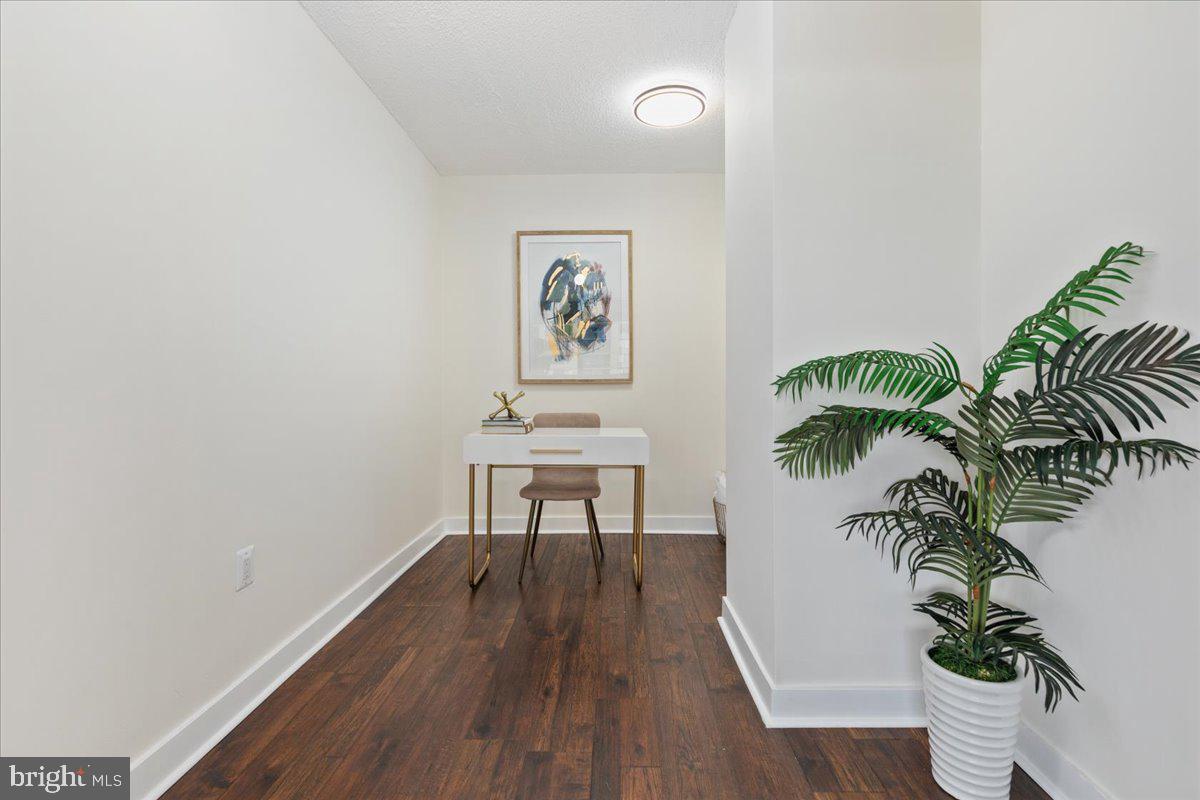 3705 S George Mason Dr #1403s Property Photo 3