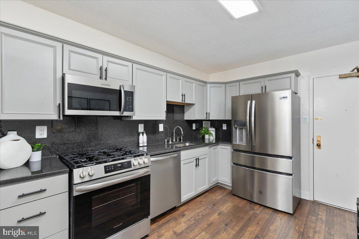 3705 S George Mason Dr #1403s Property Photo 11