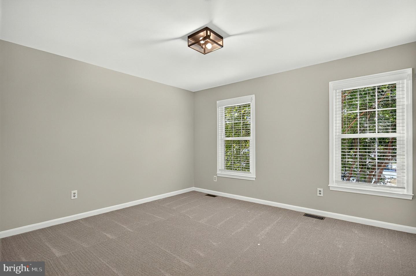 6200 Maple Run Ct Property Photo 35