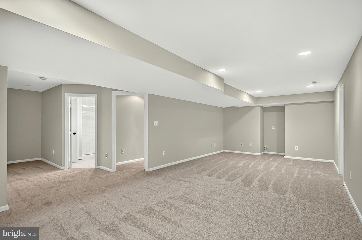 6200 Maple Run Ct Property Photo 38