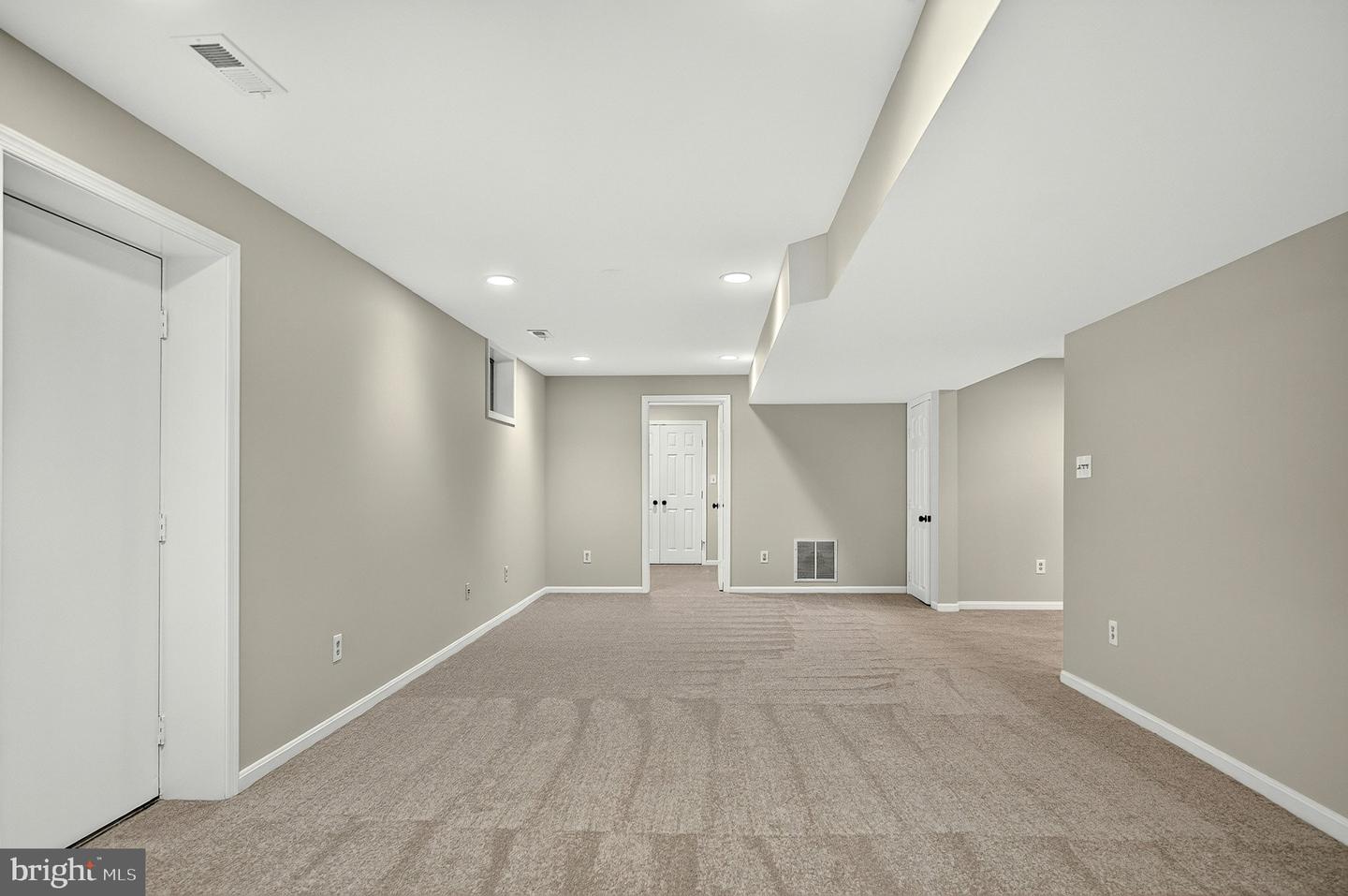 6200 Maple Run Ct Property Photo 40