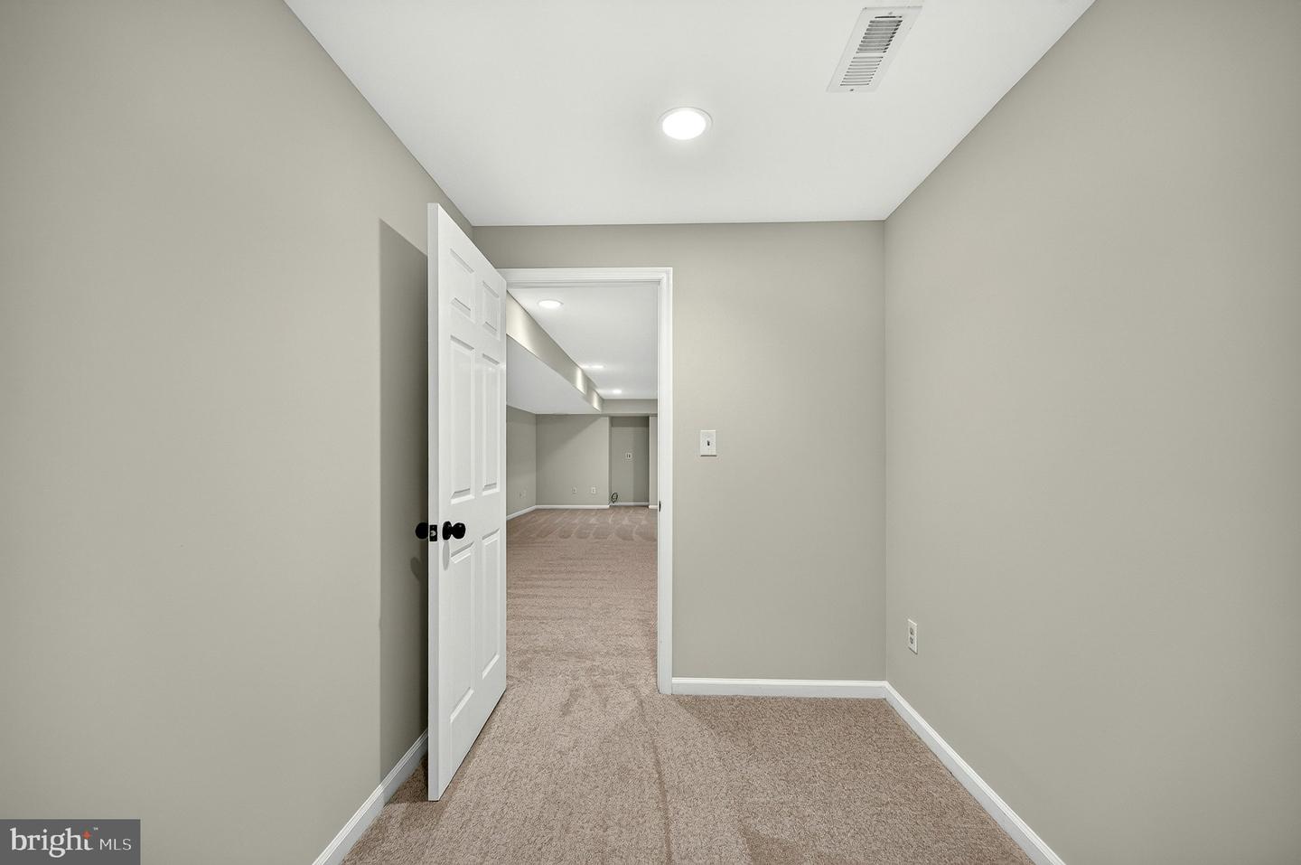 6200 Maple Run Ct Property Photo 42