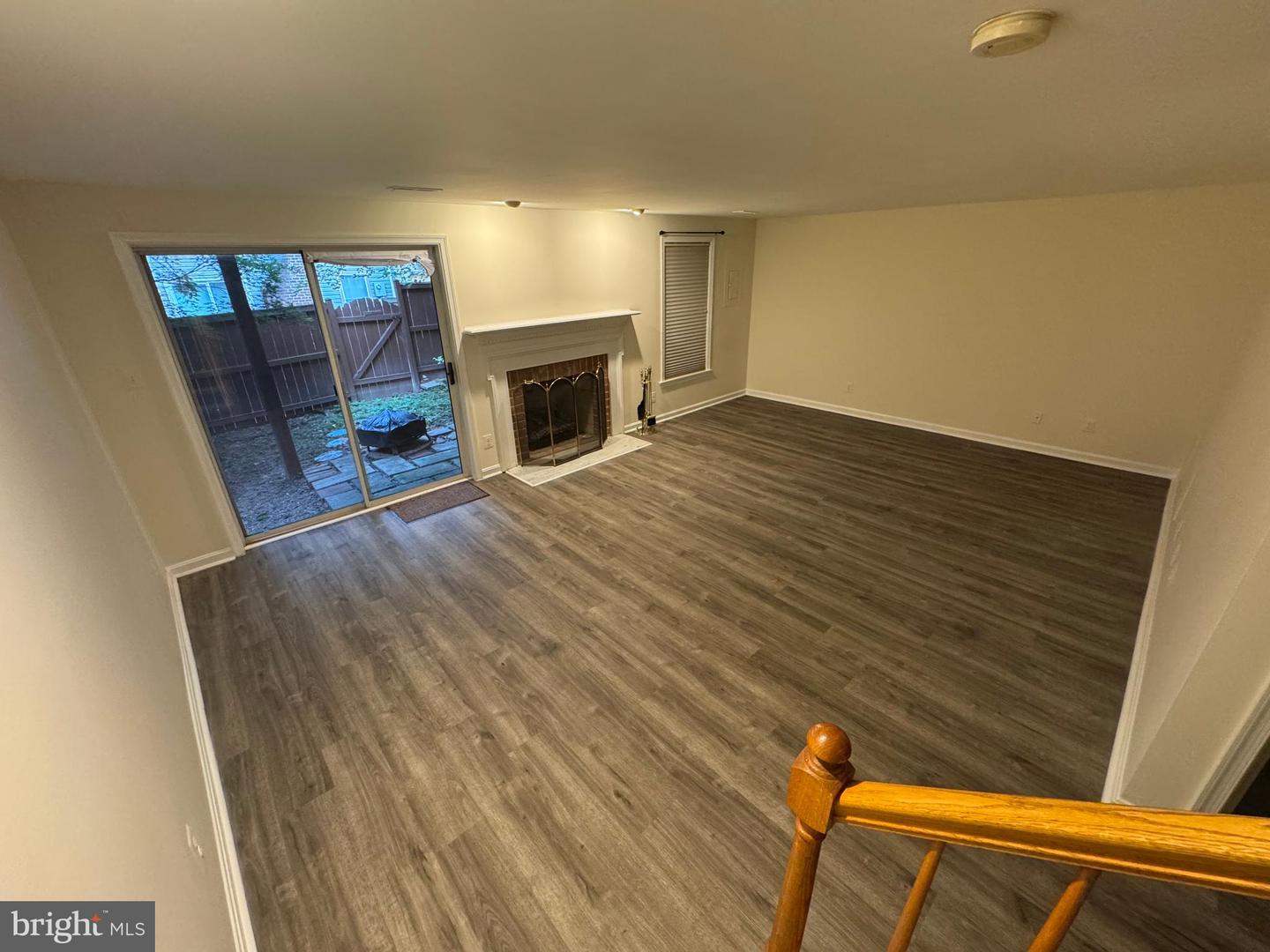 9685 Woodhenge Ct Property Photo 26