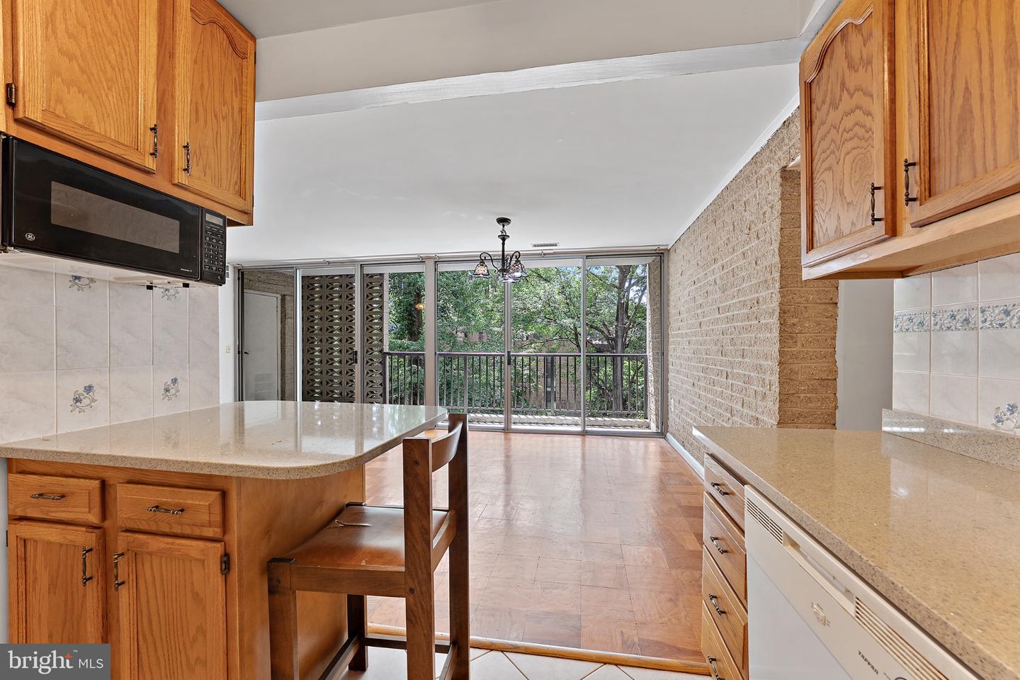 4420 Briarwood Ct N #25 Property Photo 7