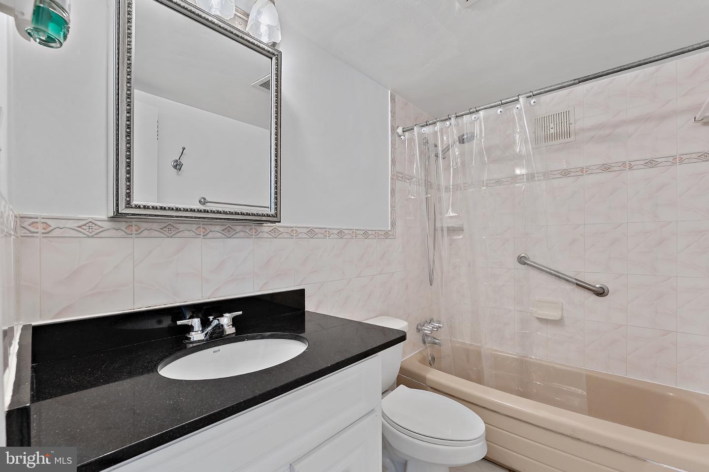 4420 Briarwood Ct N #25 Property Photo 16