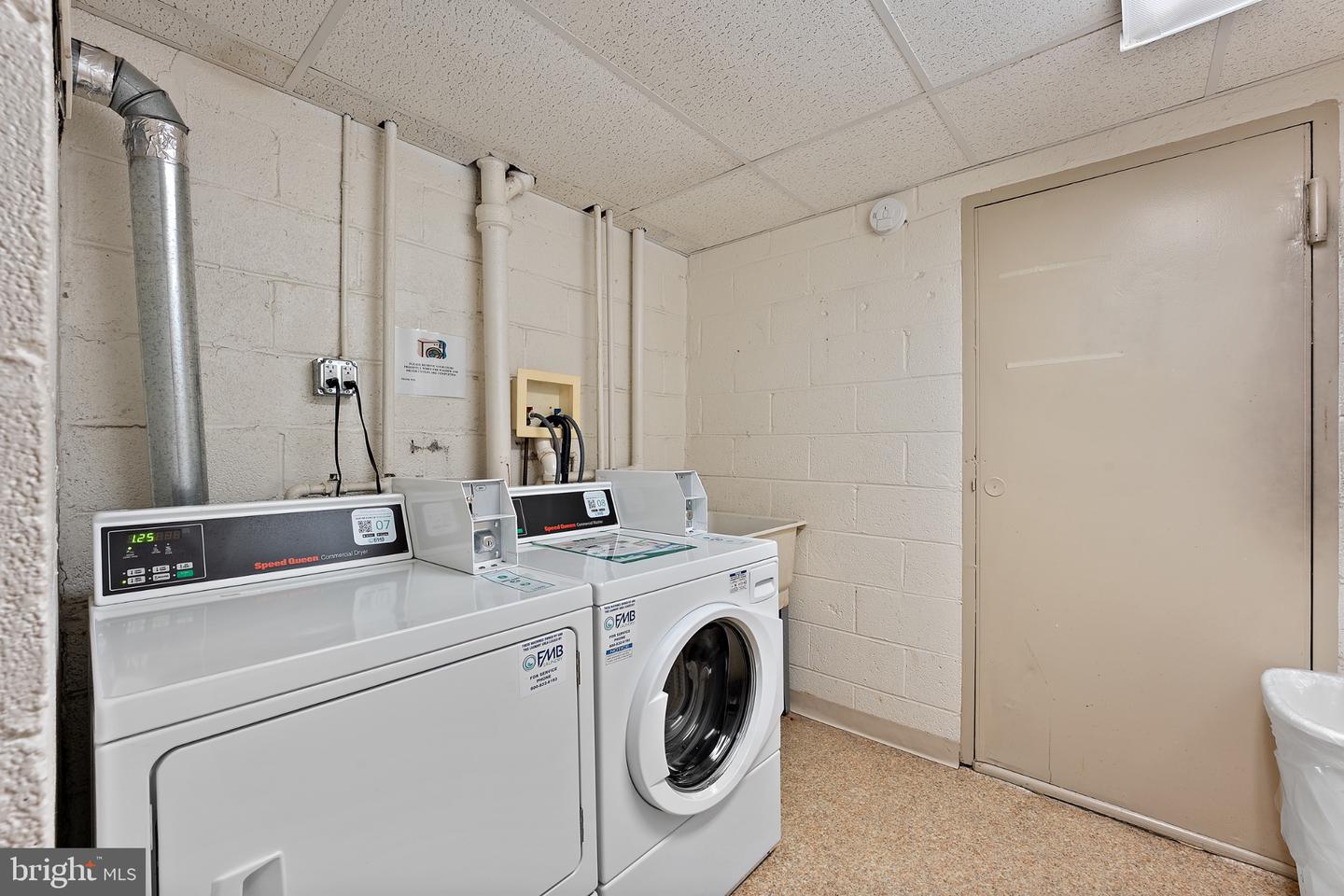 4420 Briarwood Ct N #25 Property Photo 17