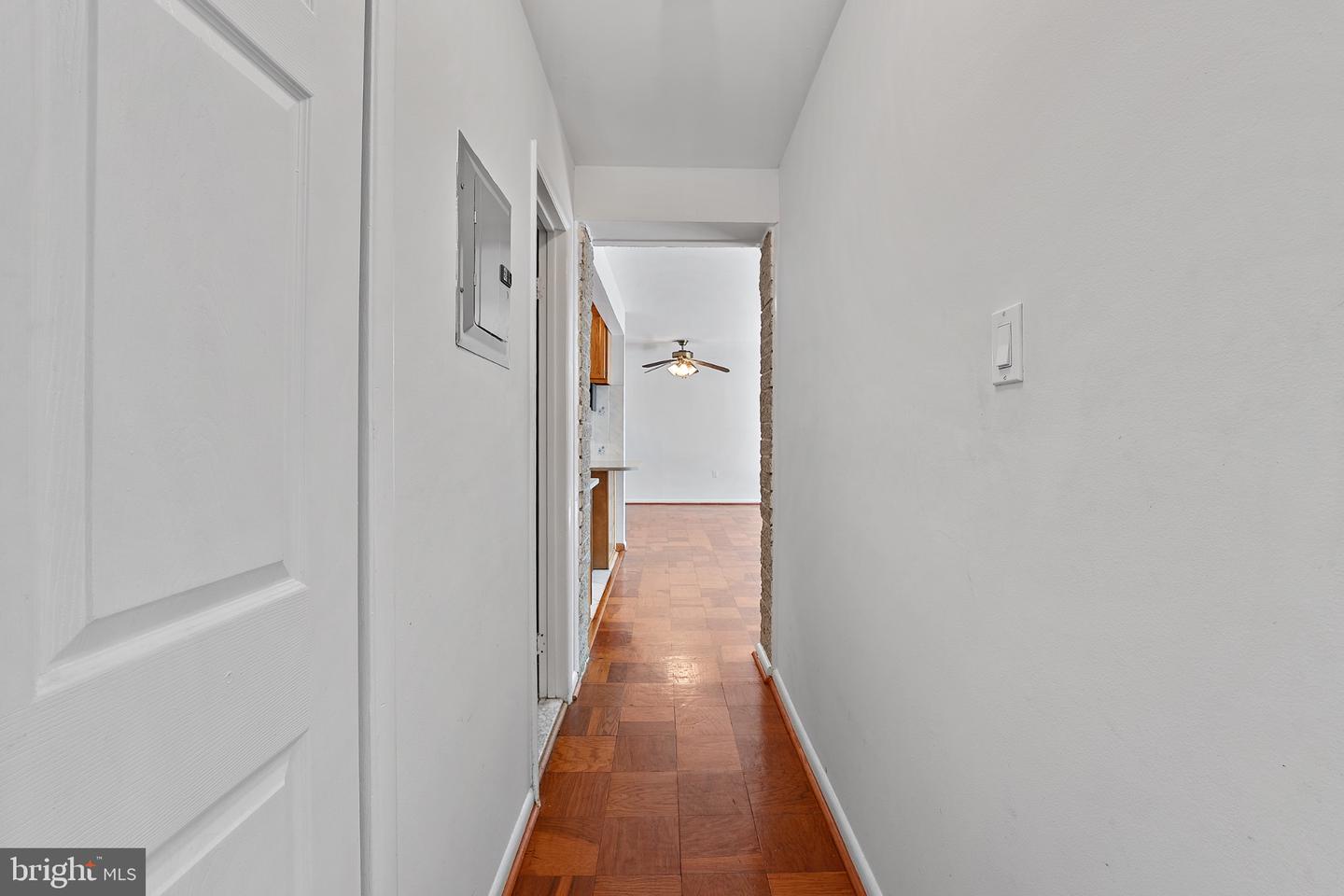 4420 Briarwood Ct N #25 Property Photo 18