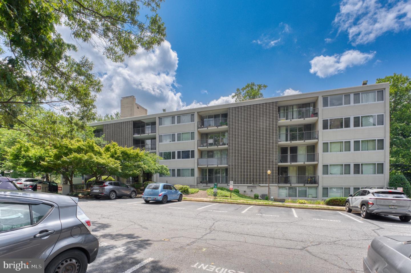 4420 Briarwood Ct N #25 Property Photo 22
