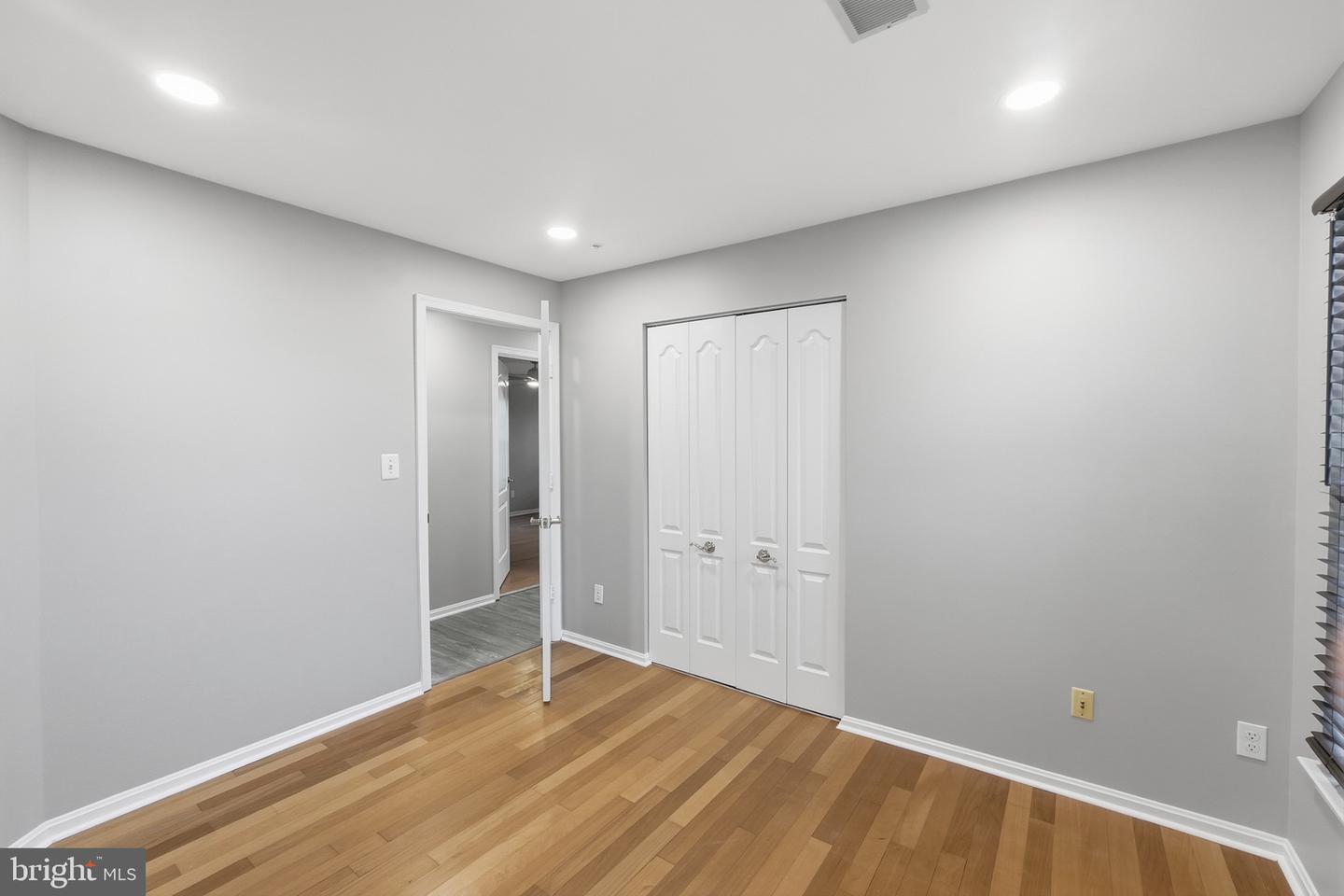 7710 Haynes Point Way #l Property Photo 20