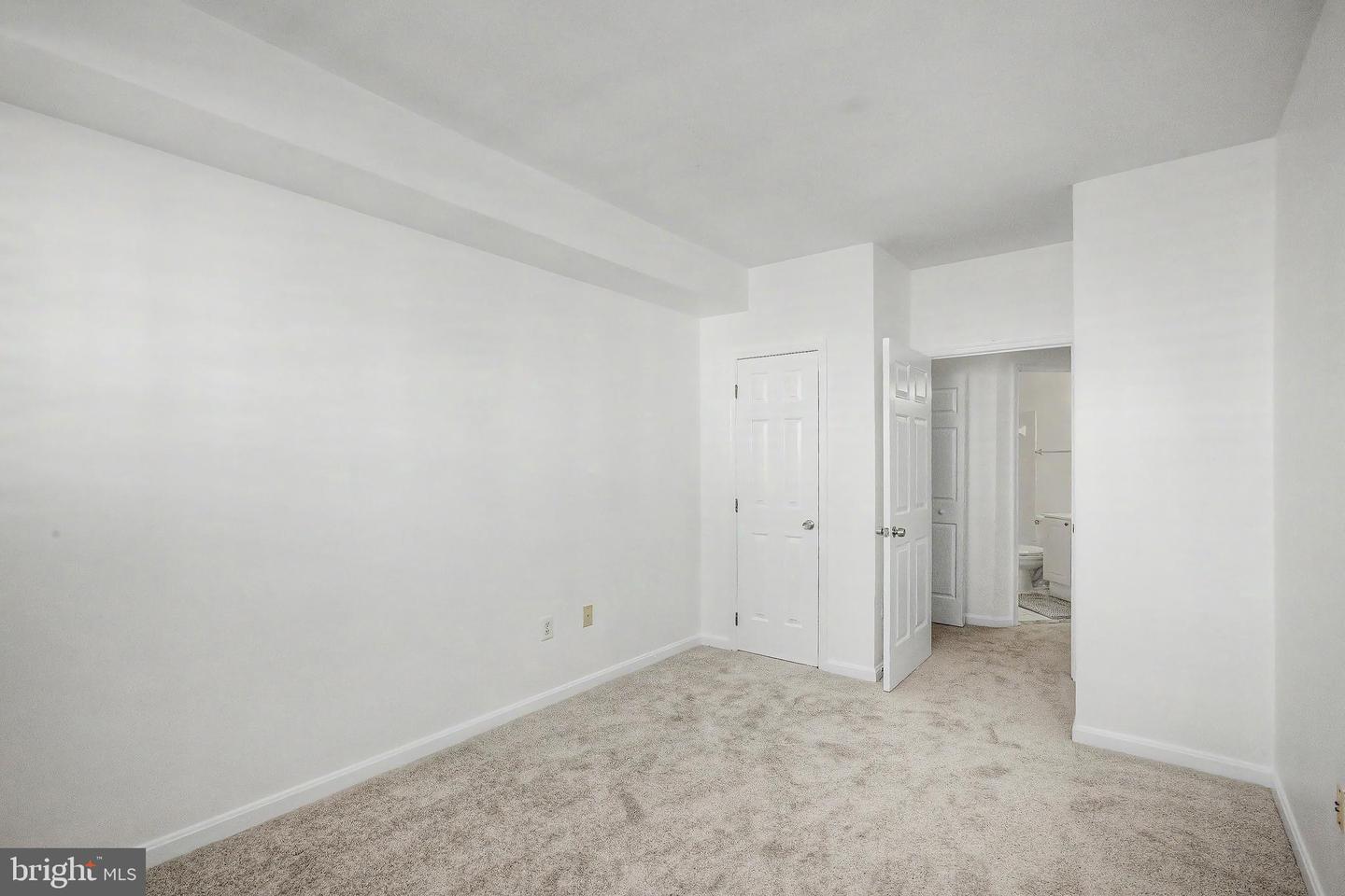 2711 Bellforest Ct #305 Property Photo 26