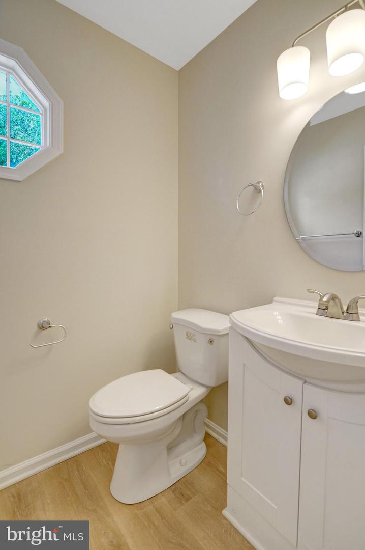 8847 Winding Hollow Way Property Photo 17