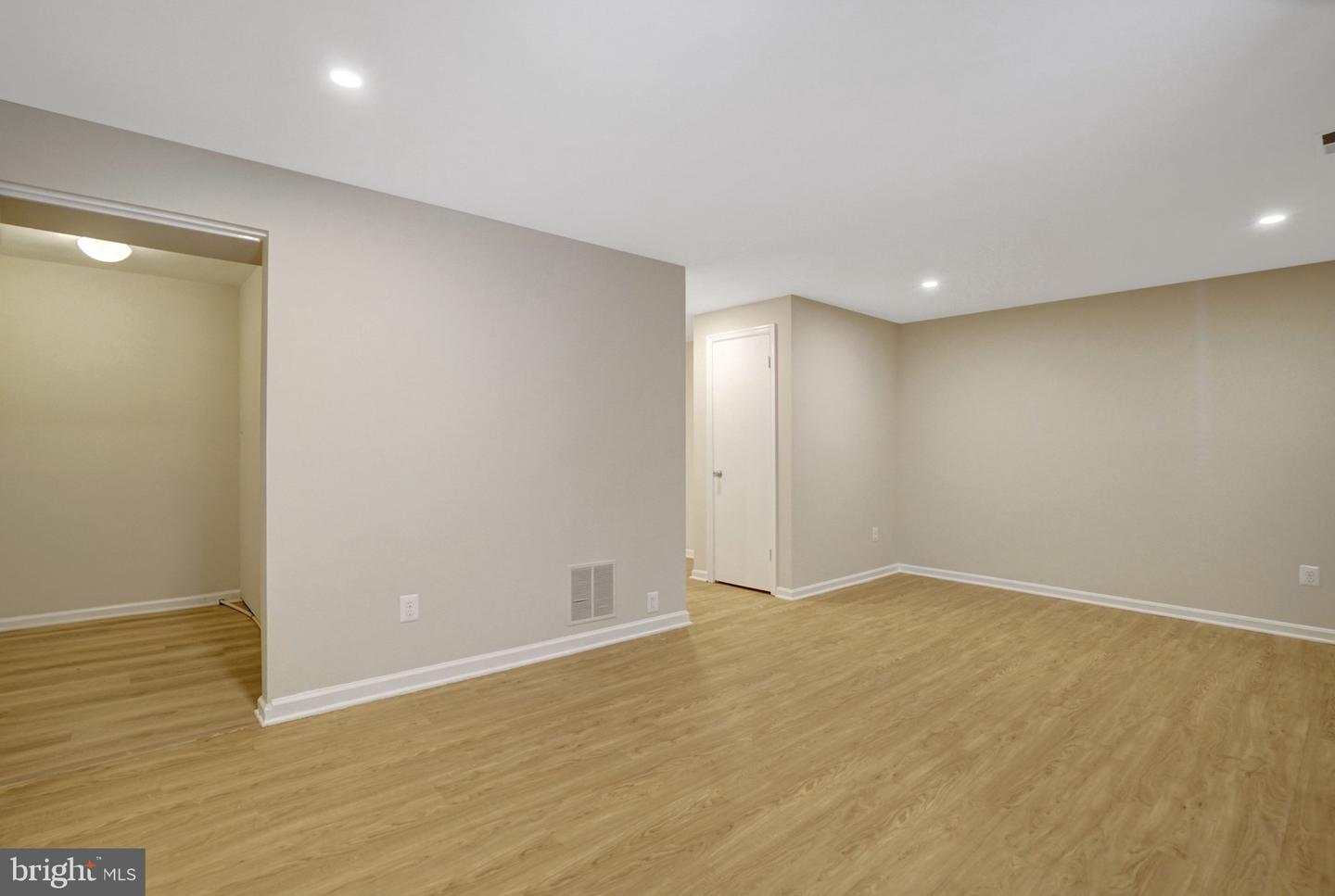 8847 Winding Hollow Way Property Photo 30