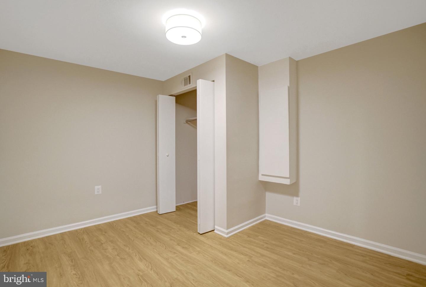 8847 Winding Hollow Way Property Photo 33