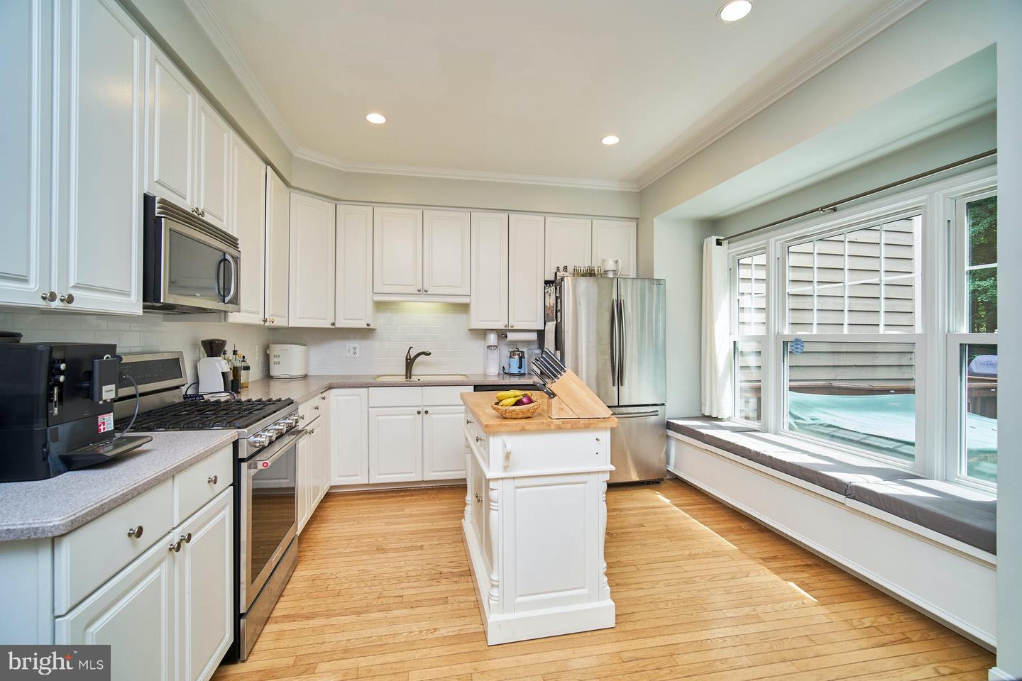 1230 Weatherstone Ct Property Photo 11