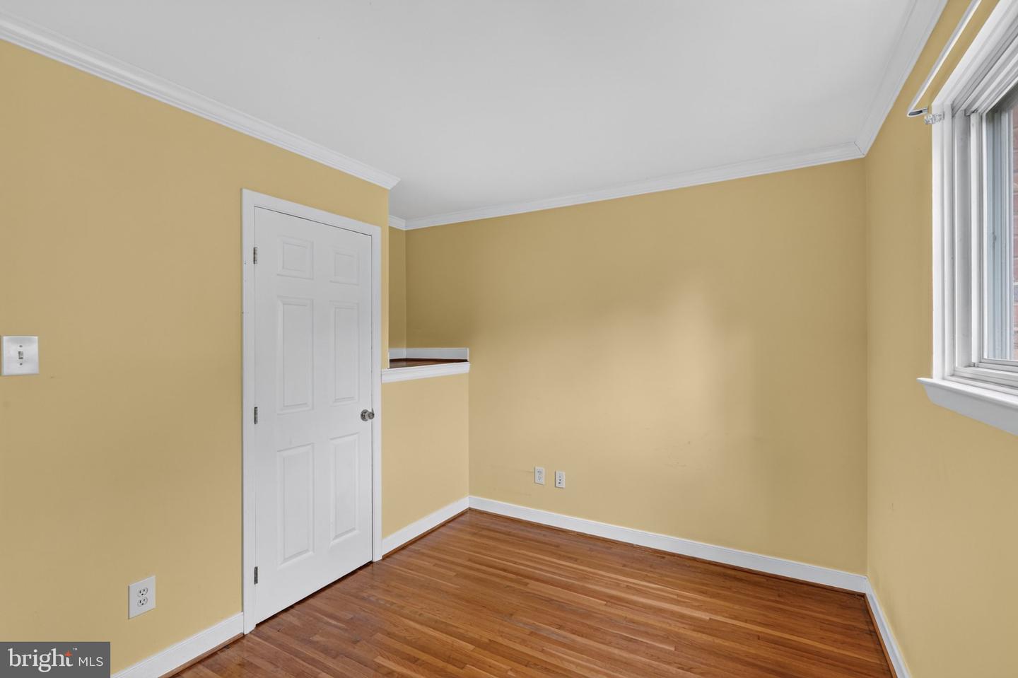 5624 Queensberry Ave Property Photo 32