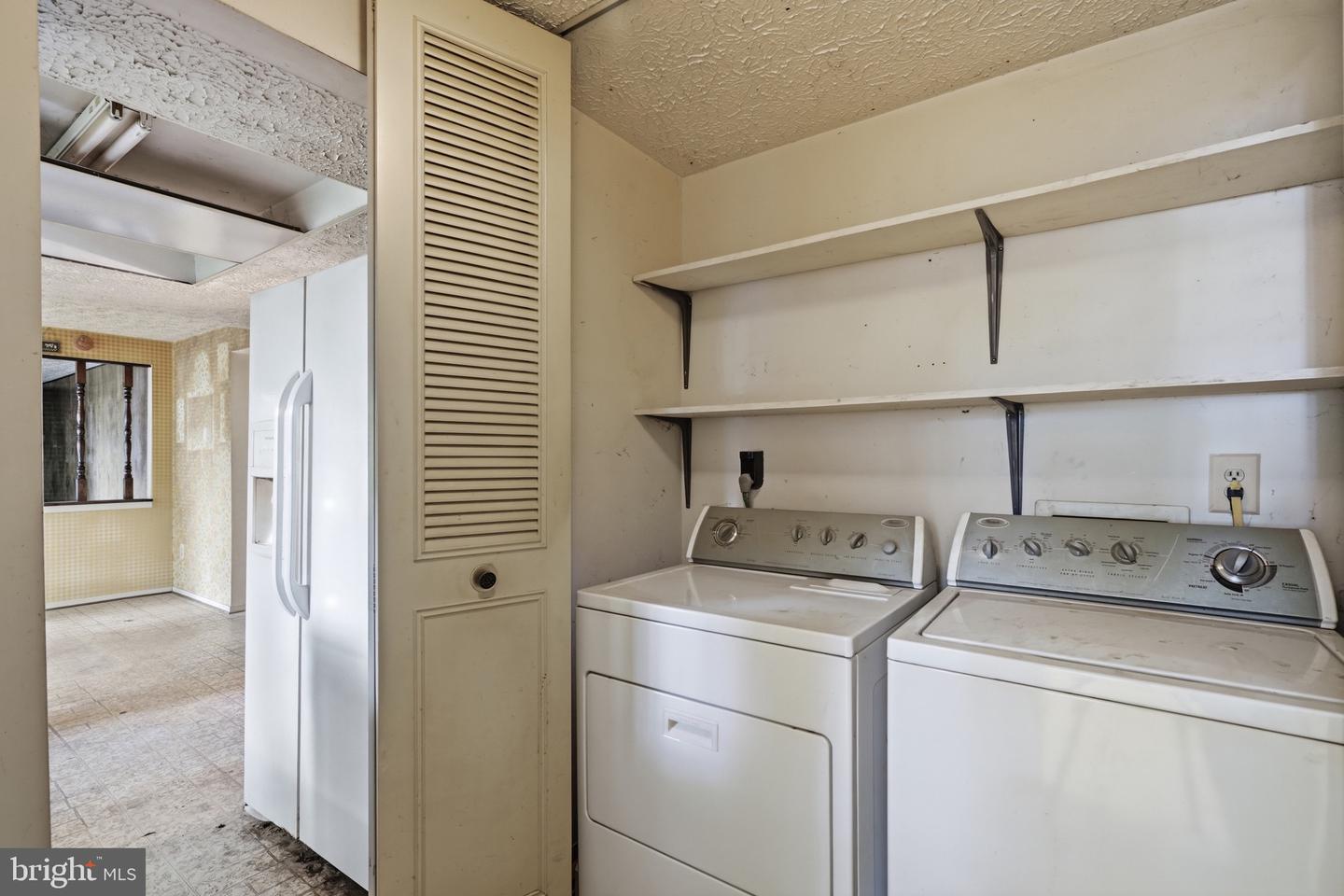 9812 Summerday Dr Property Photo 15