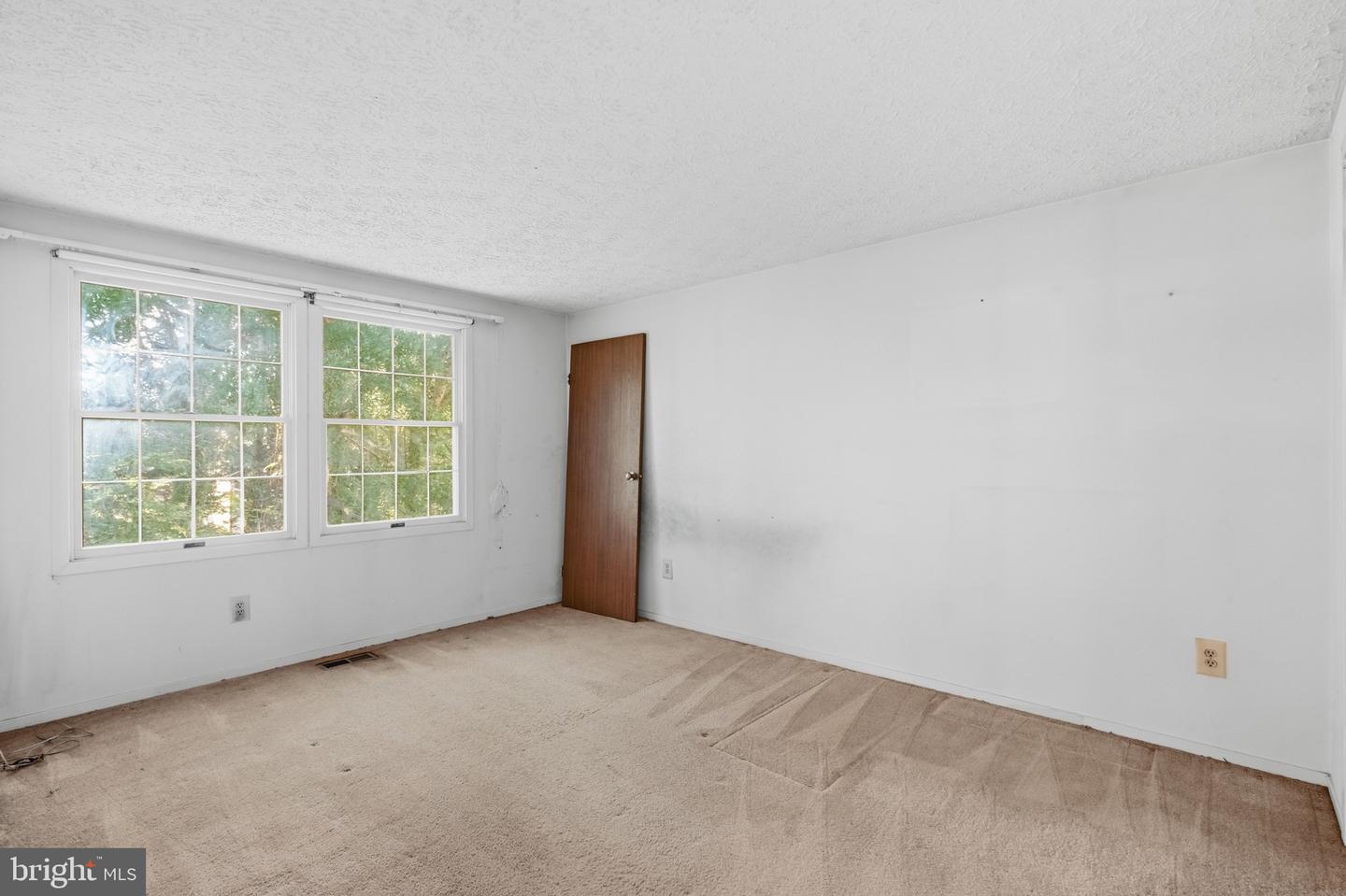 9812 Summerday Dr Property Photo 29