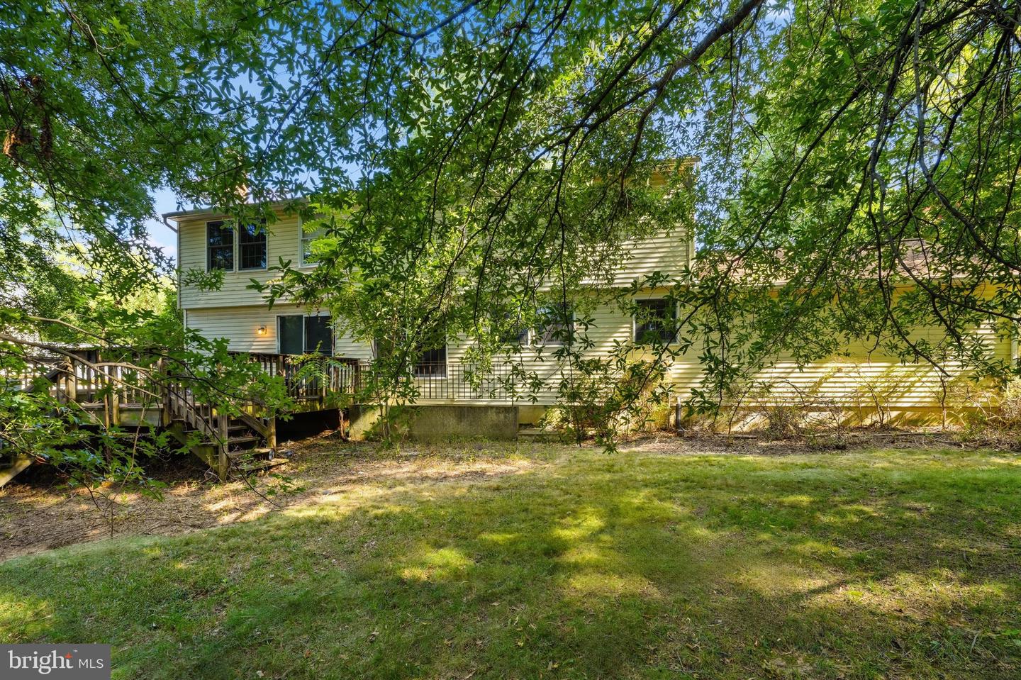 9812 Summerday Dr Property Photo 35