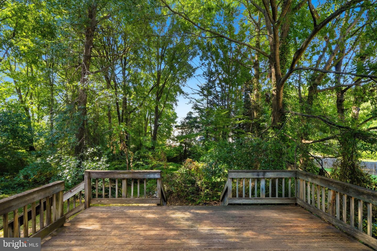 9812 Summerday Dr Property Photo 37