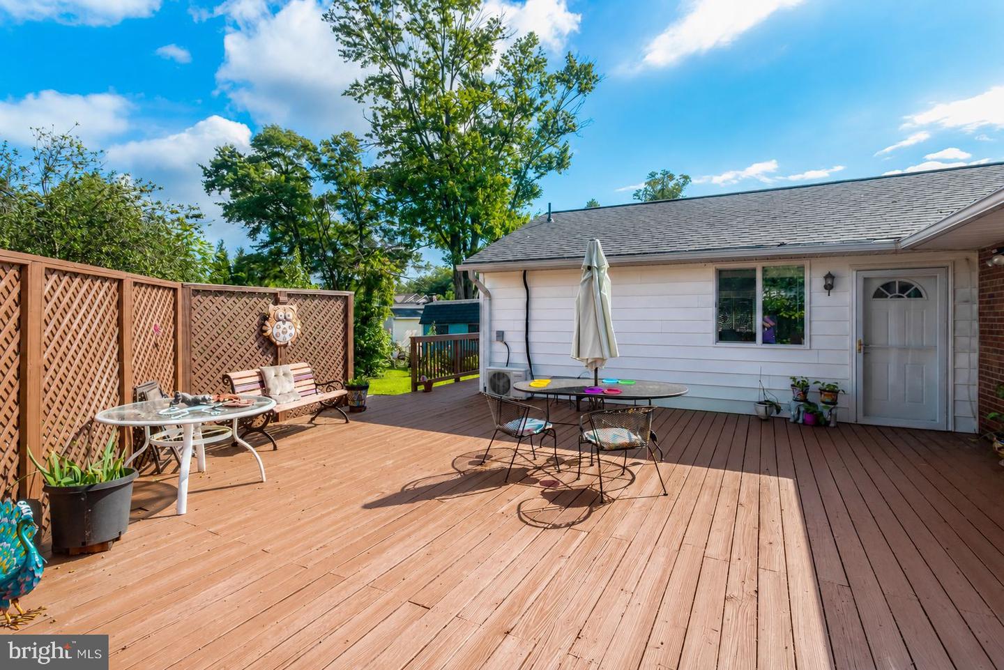 7402 Elgar St Property Photo 21