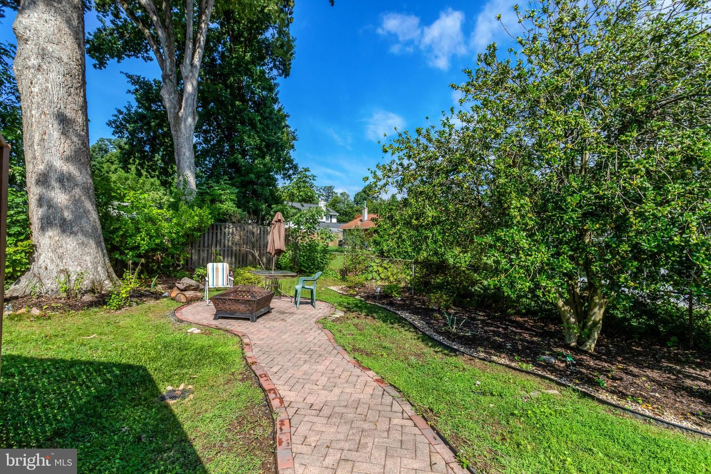 7402 Elgar St Property Photo 26