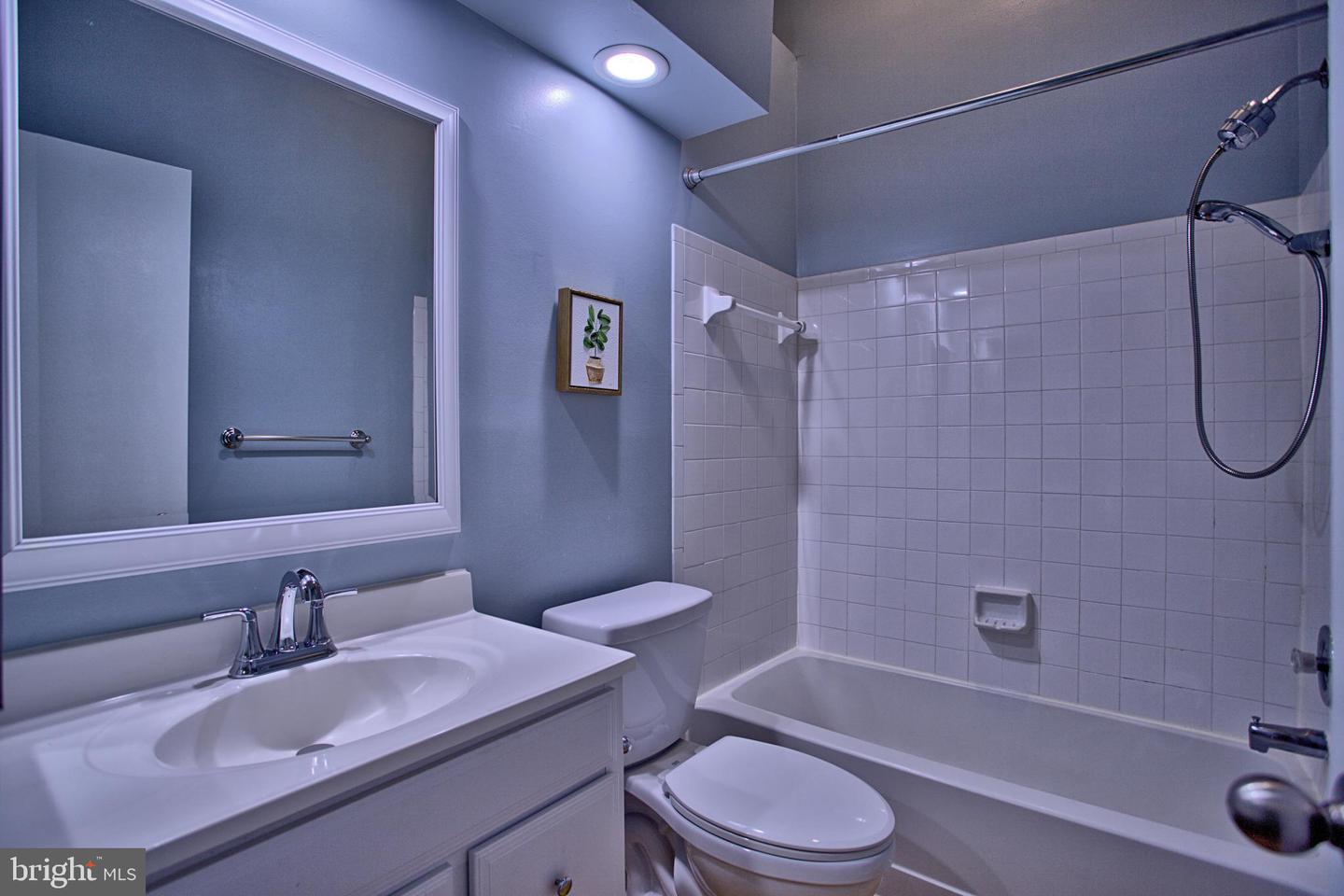 7701 Lafayette Forest Dr #31 Property Photo 24