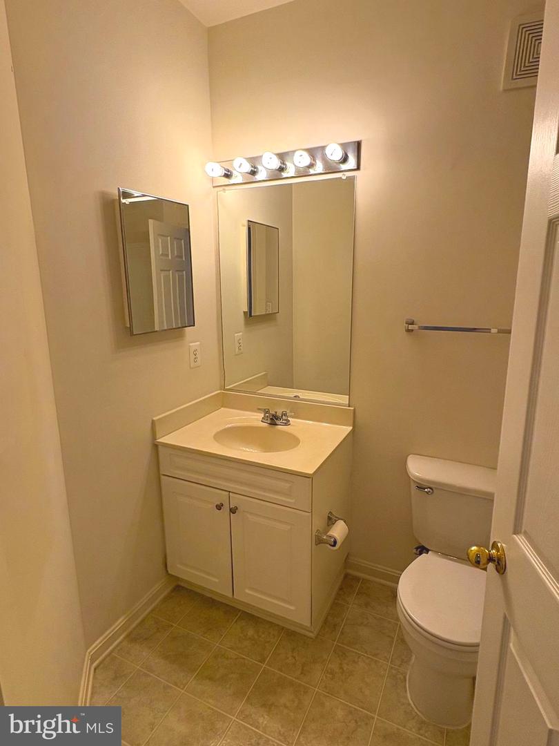 2664 Manhattan Pl #305 Property Photo 20