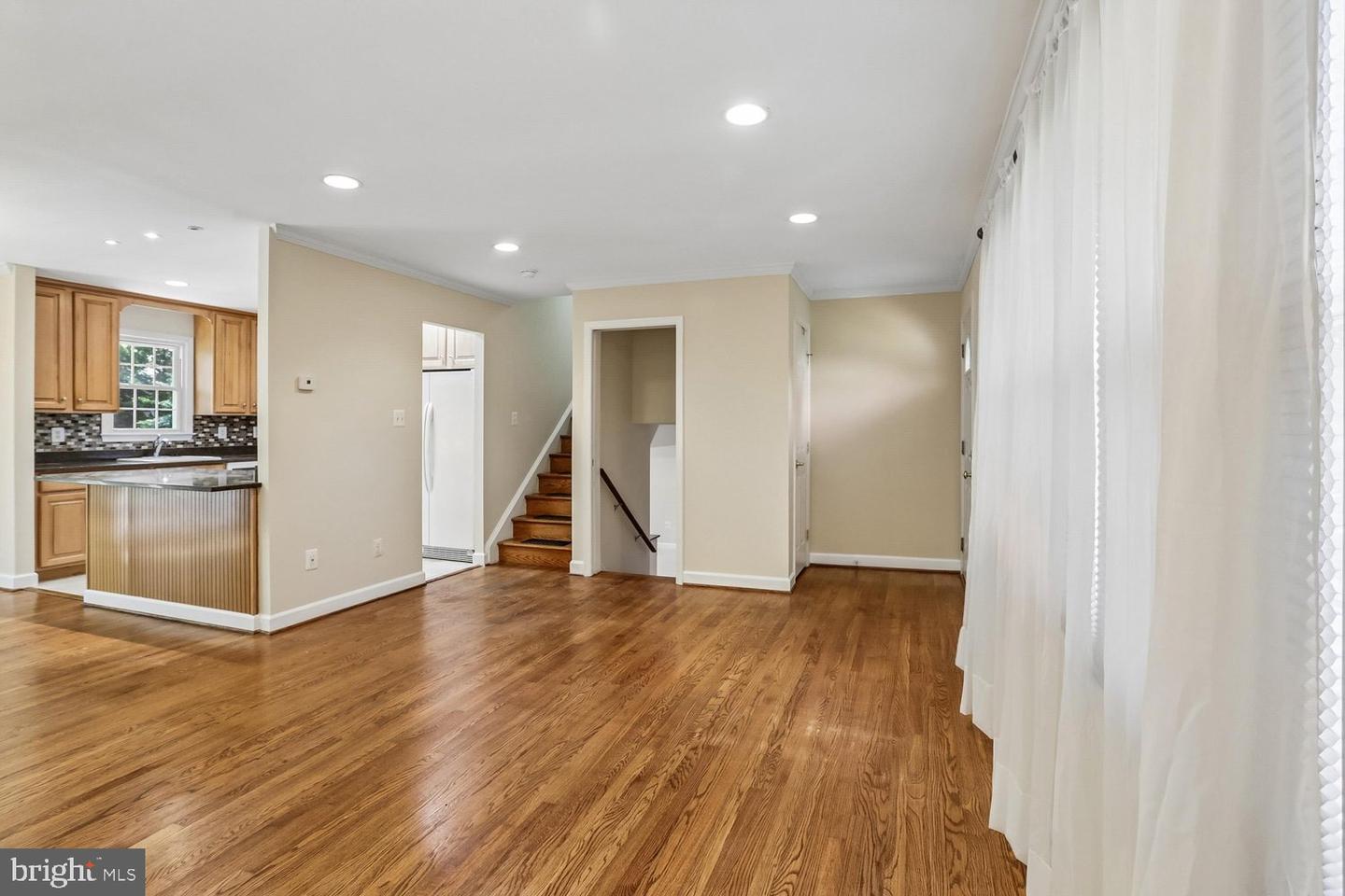 8317 Accotink Rd Property Photo 5