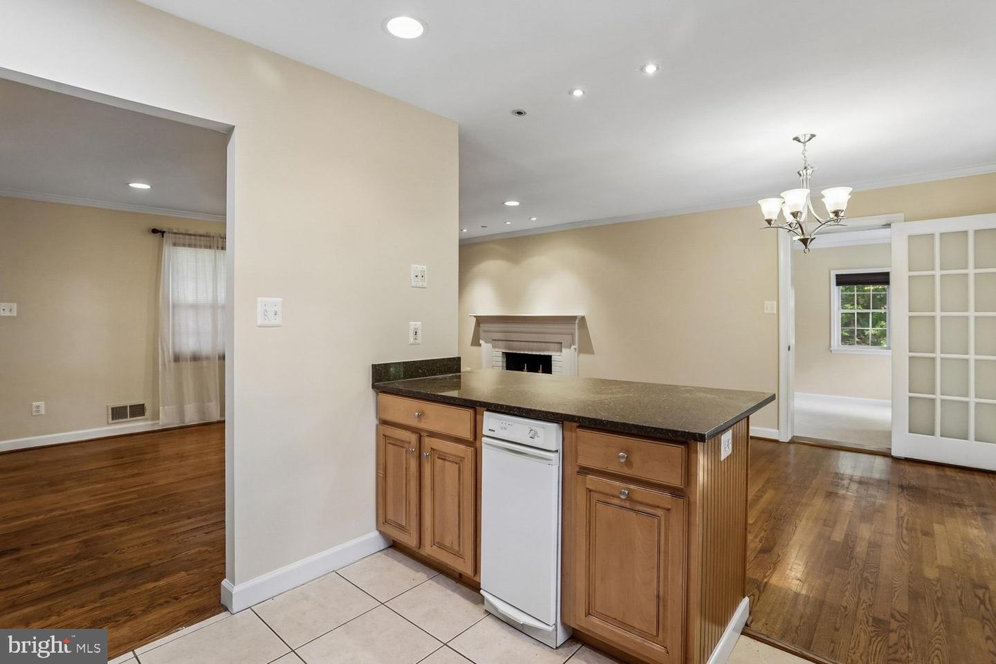 8317 Accotink Rd Property Photo 17