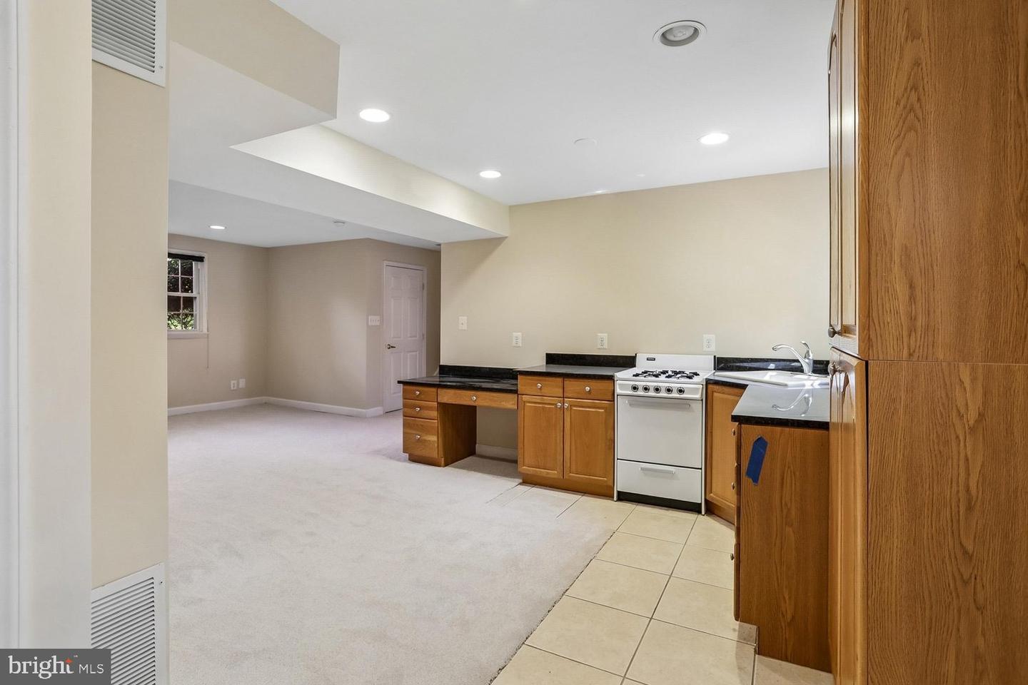 8317 Accotink Rd Property Photo 45