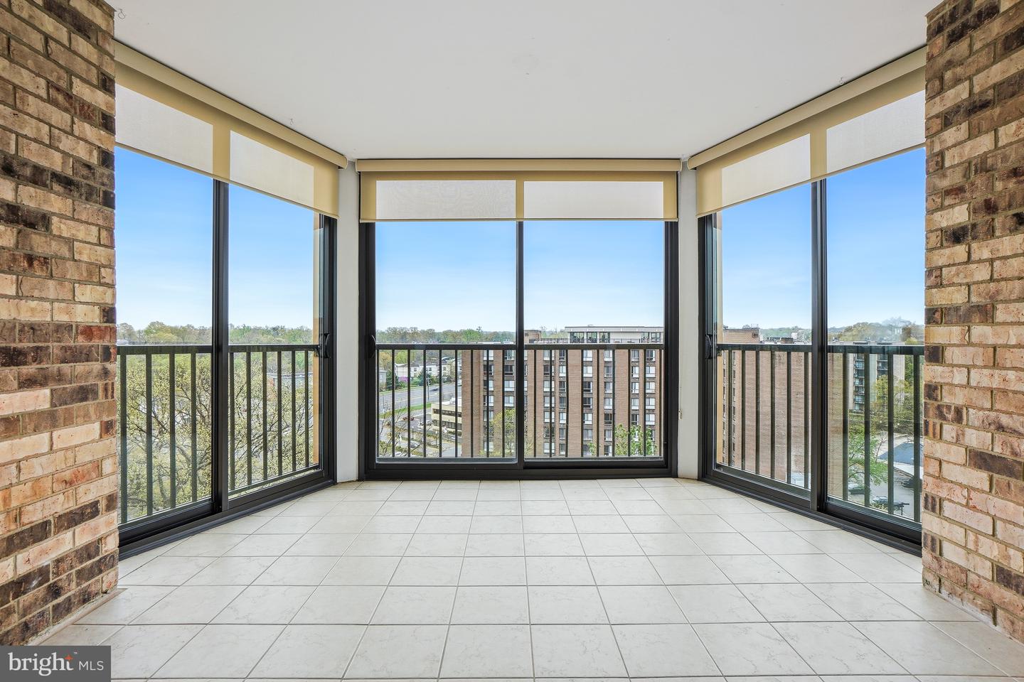 5904 Mount Eagle Dr #718 Property Photo 6