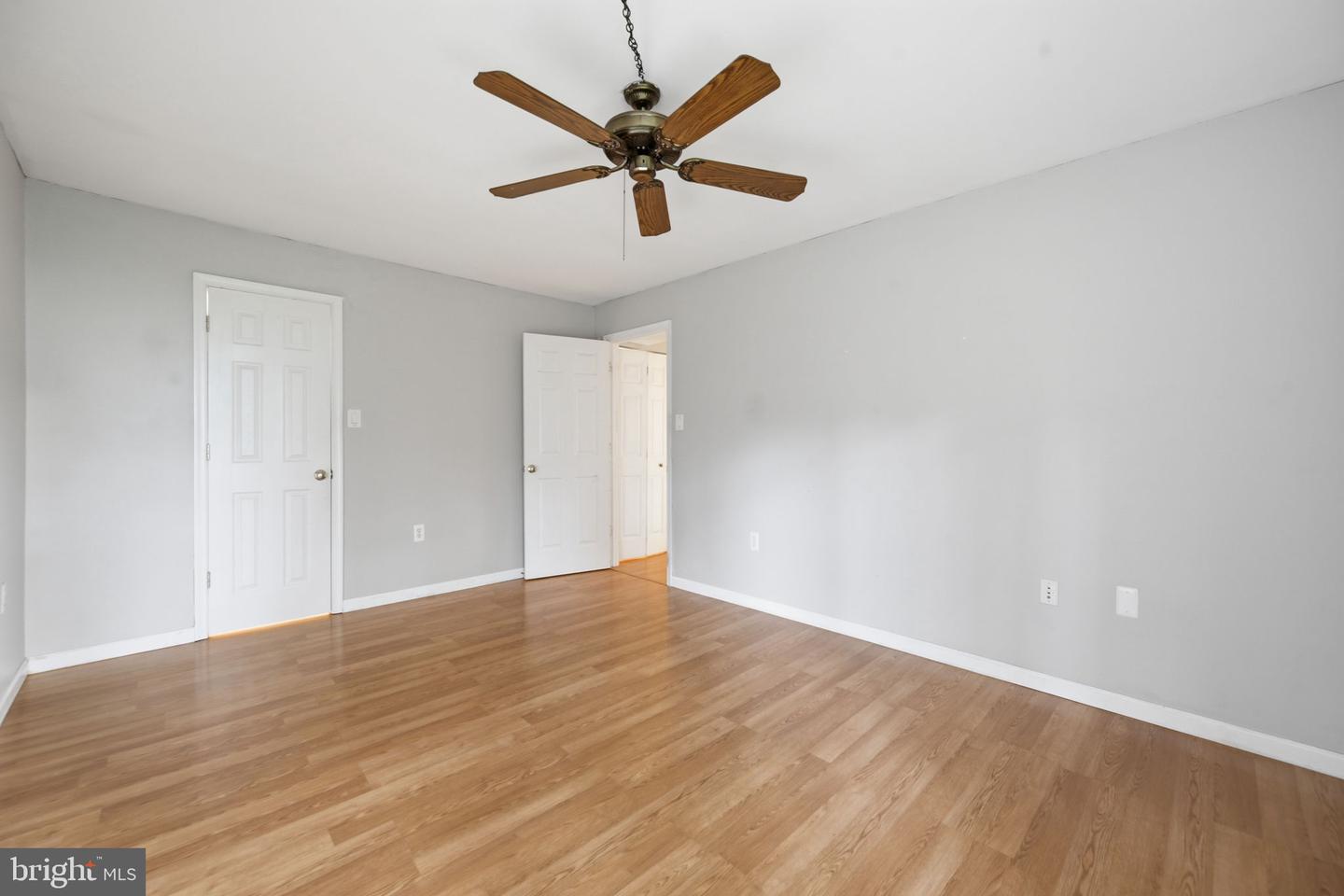 2845 Windsor Dr #103 Property Photo 15