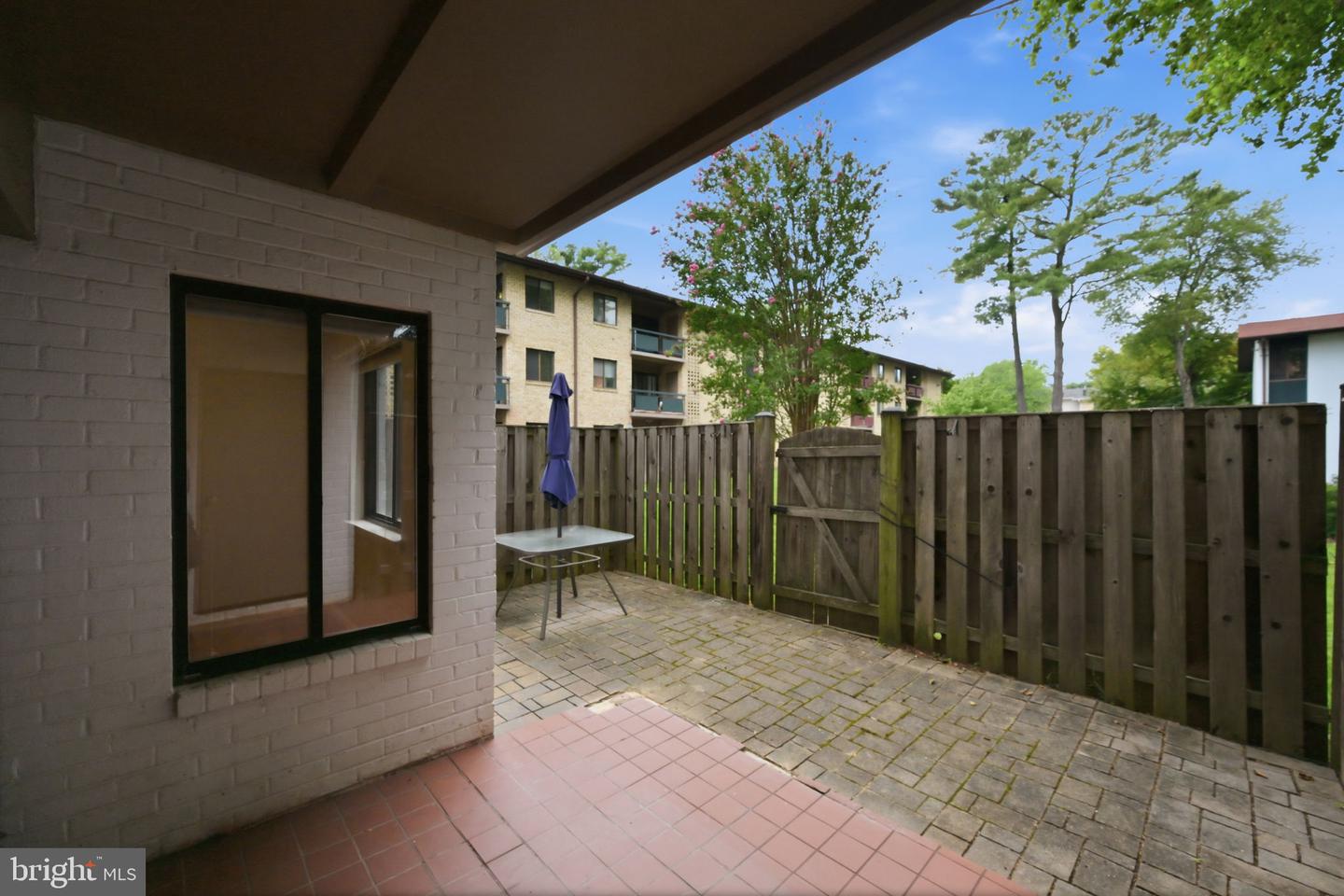 2845 Windsor Dr #103 Property Photo 21