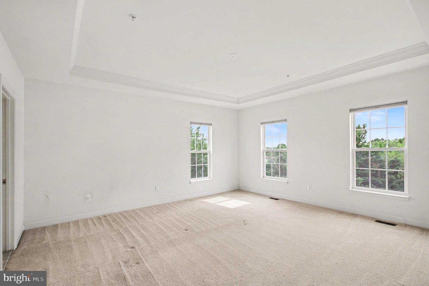 5625 Harrington Falls Ln Property Photo 11