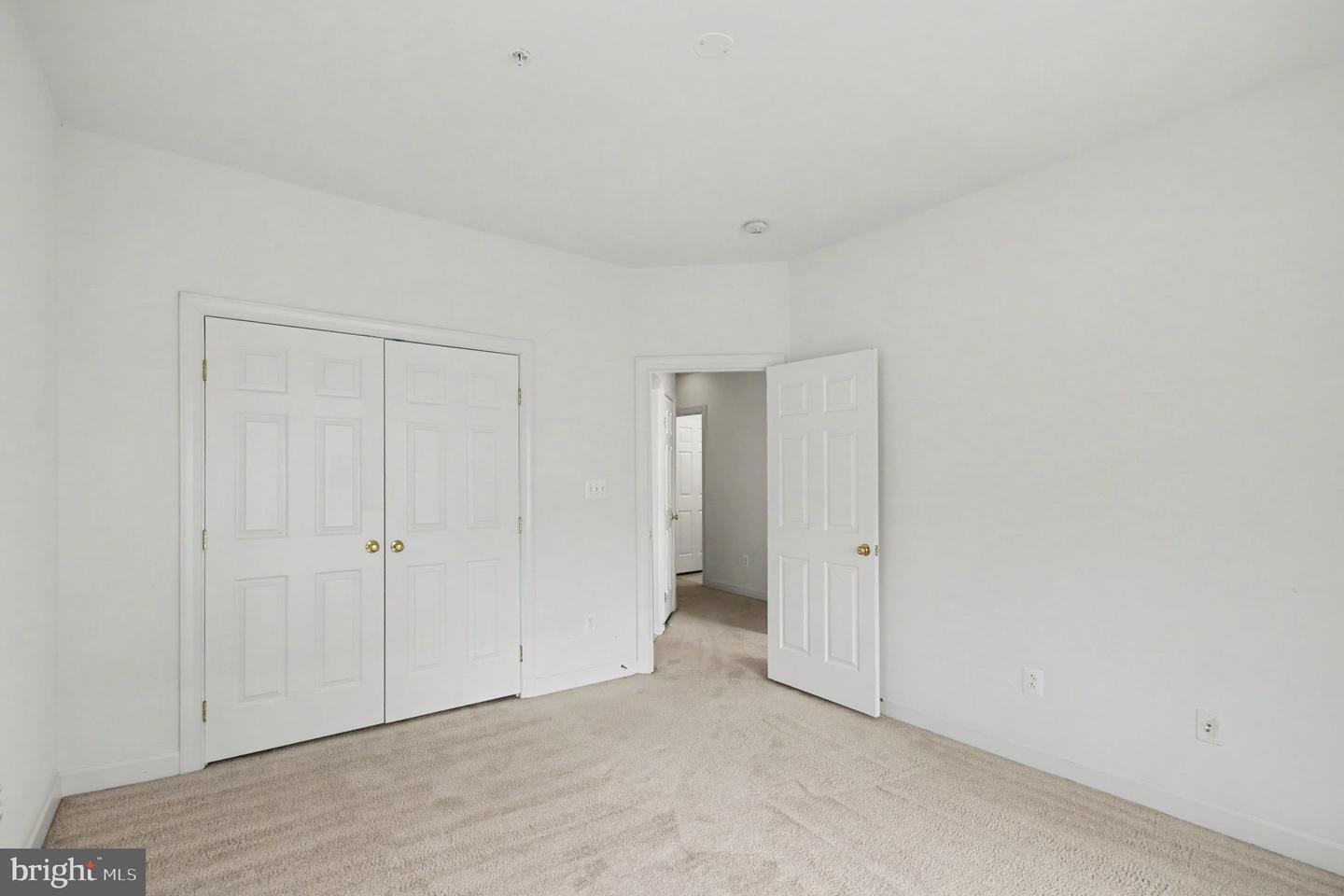 5625 Harrington Falls Ln Property Photo 13